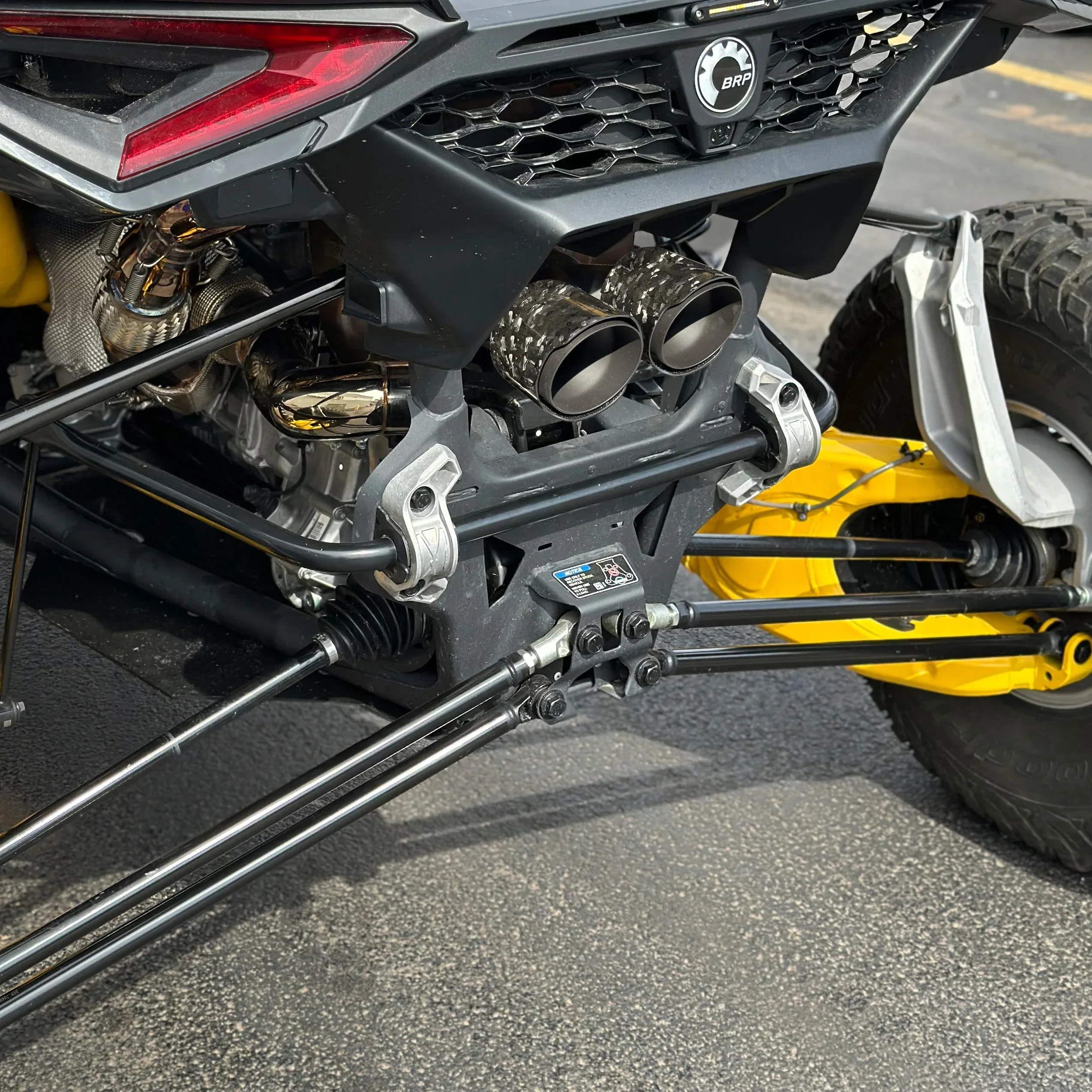 RPM Maverick R Carbon / Colored Dual Exhaust Tips - Image 22