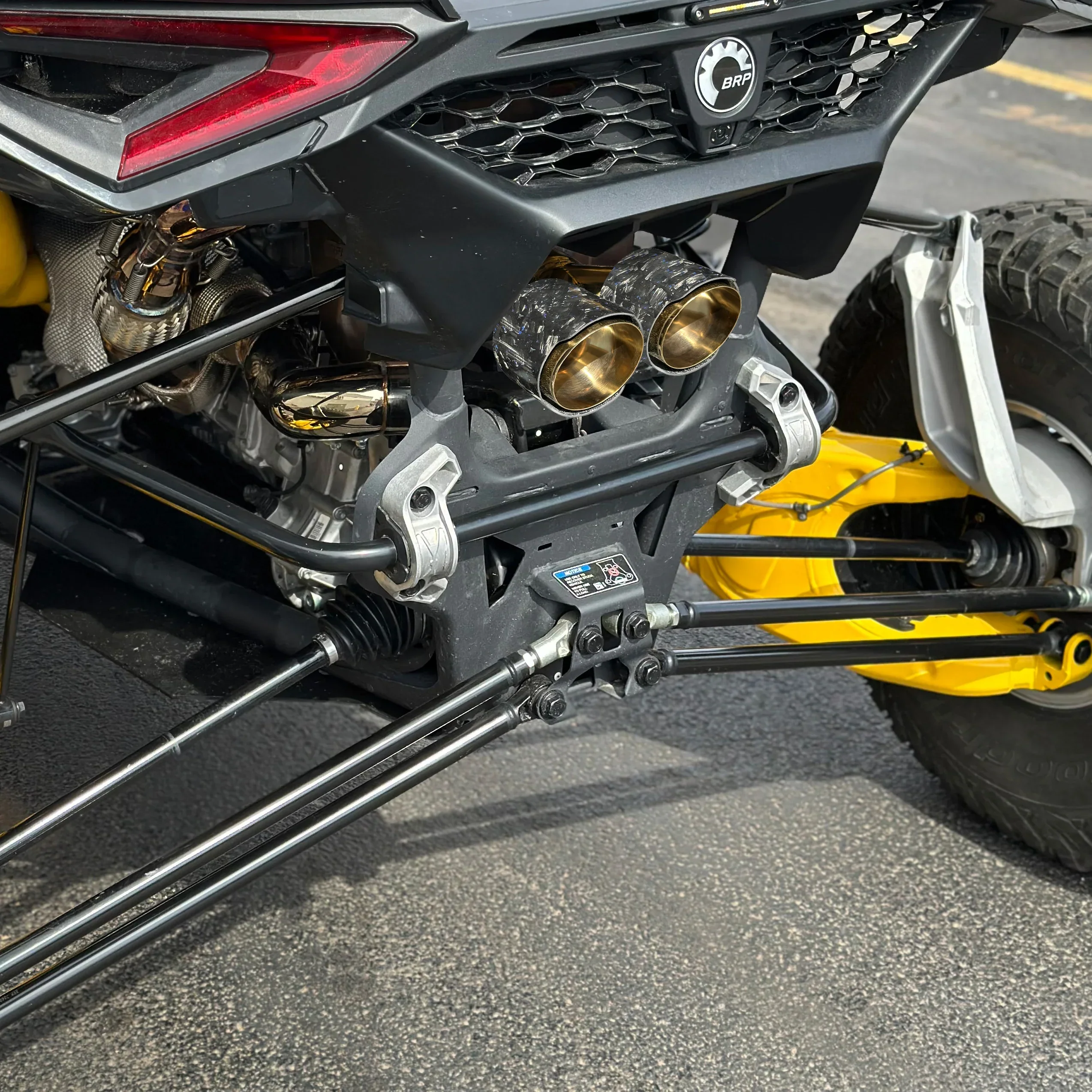 RPM Maverick R Carbon / Colored Dual Exhaust Tips - Image 36