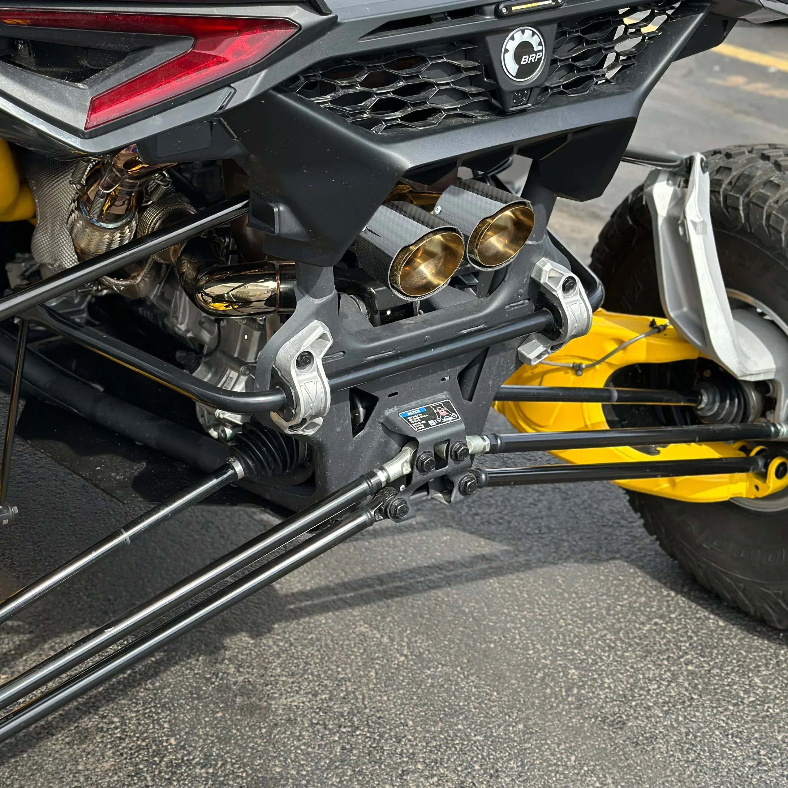 RPM Maverick R Carbon / Colored Dual Exhaust Tips - Image 48
