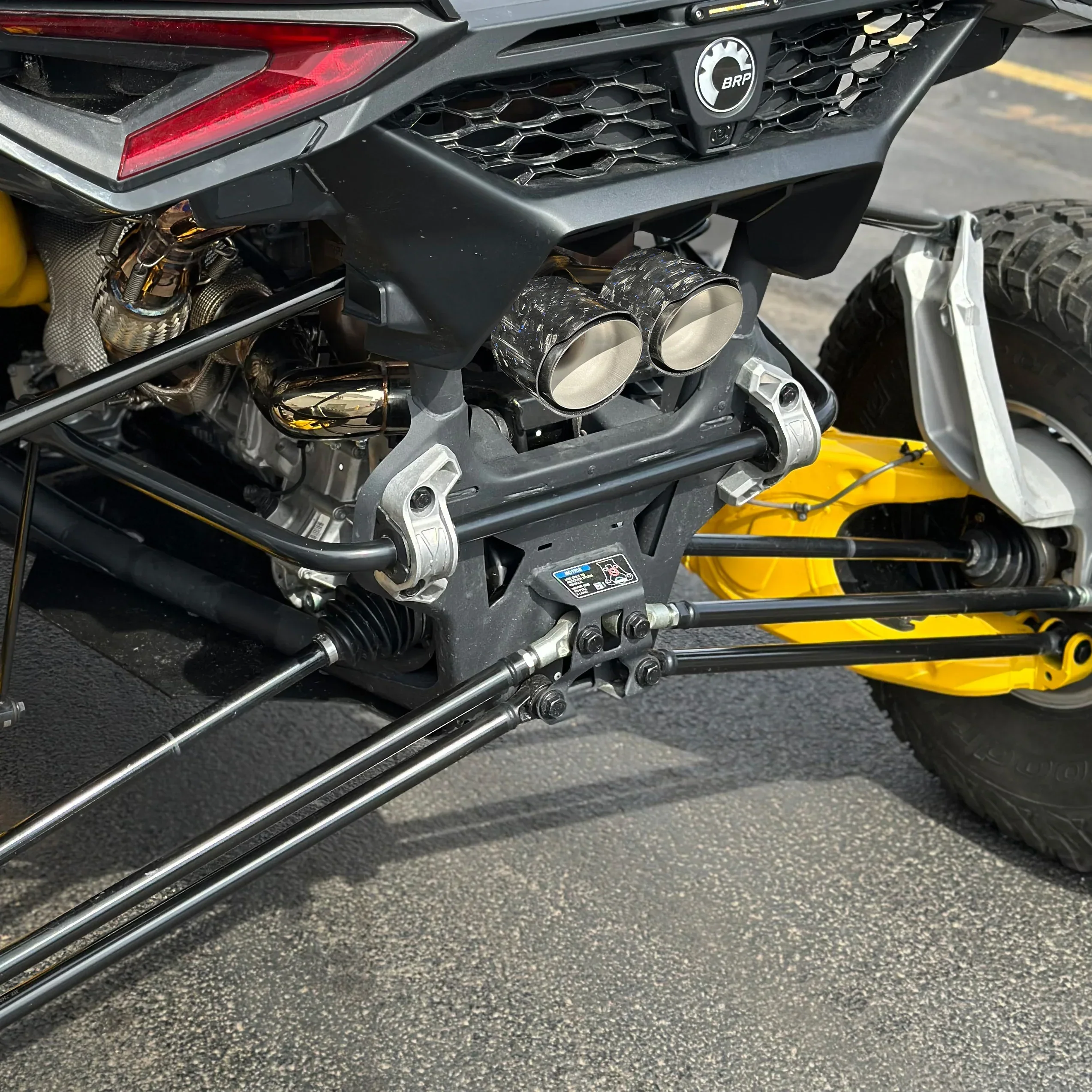 RPM Maverick R Carbon / Colored Dual Exhaust Tips - Image 52