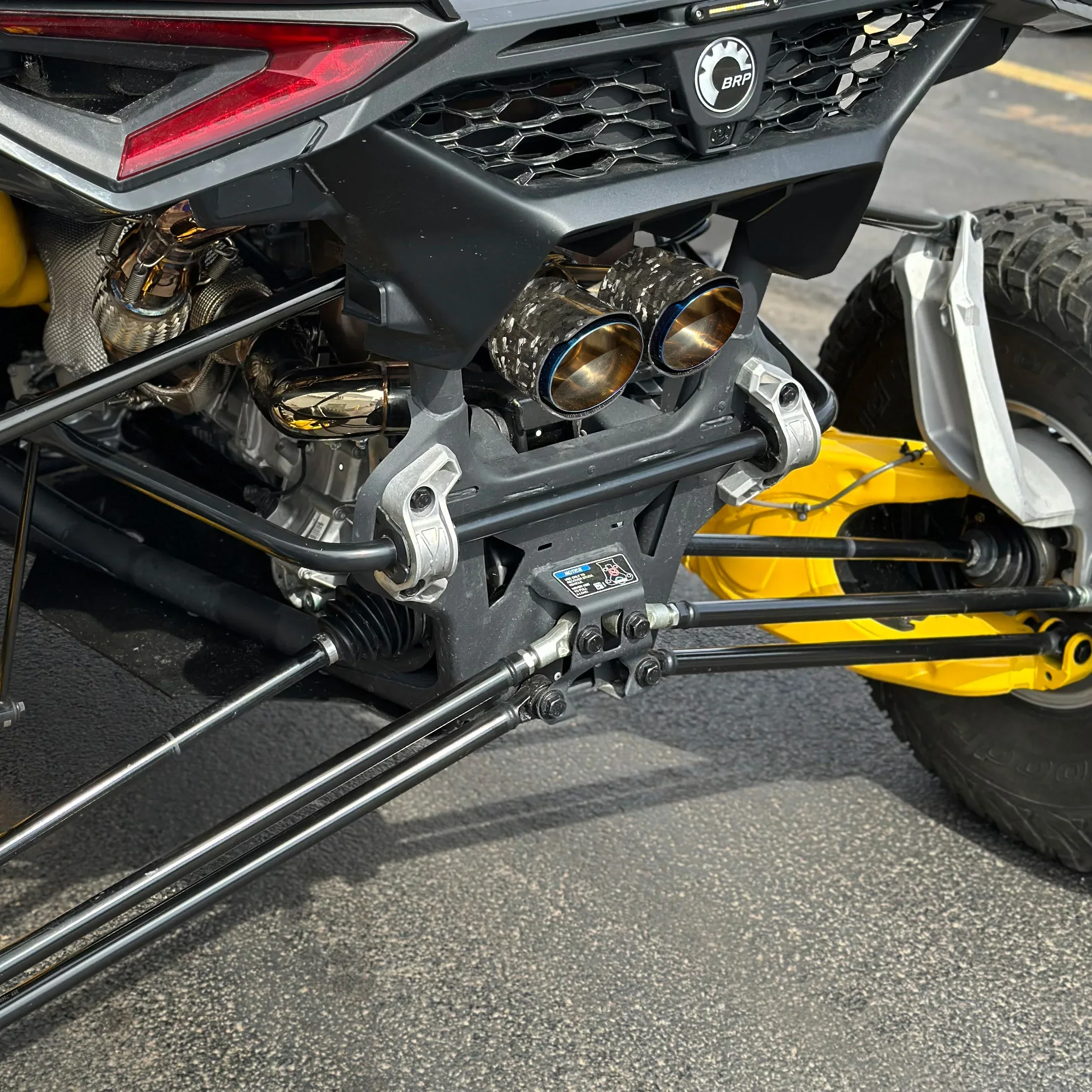 RPM Maverick R Carbon / Colored Dual Exhaust Tips - Image 8